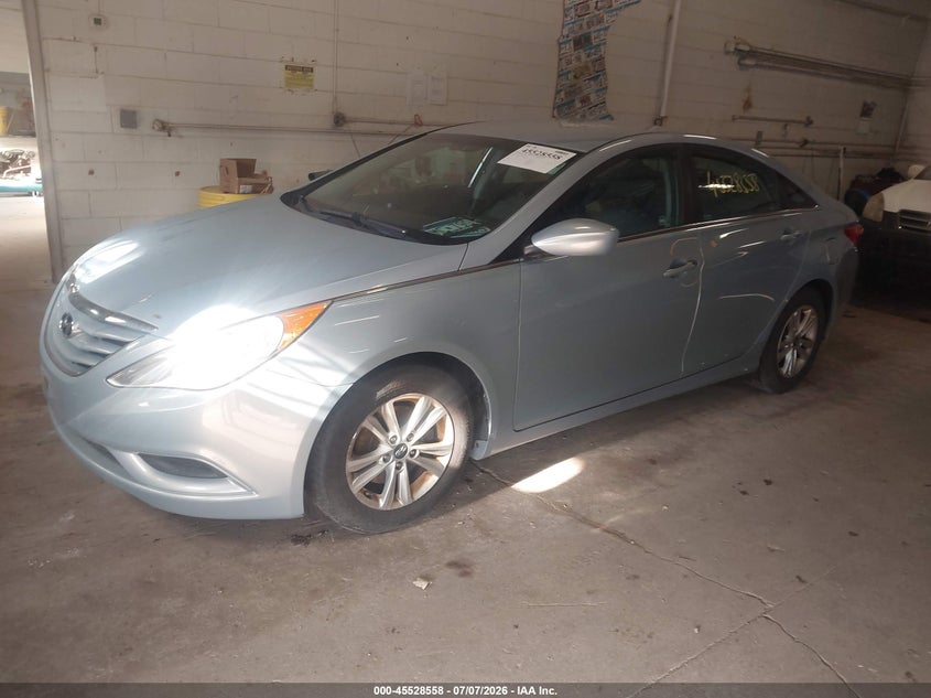 2013 HYUNDAI SONATA SEDAN 2.4L I-4 DI, DOHC, VVT, 198HP