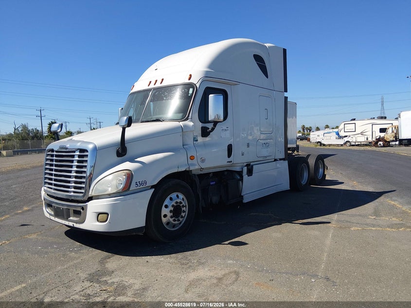 2016 FREIGHTLINER CASCADIA 125 auction photo 2