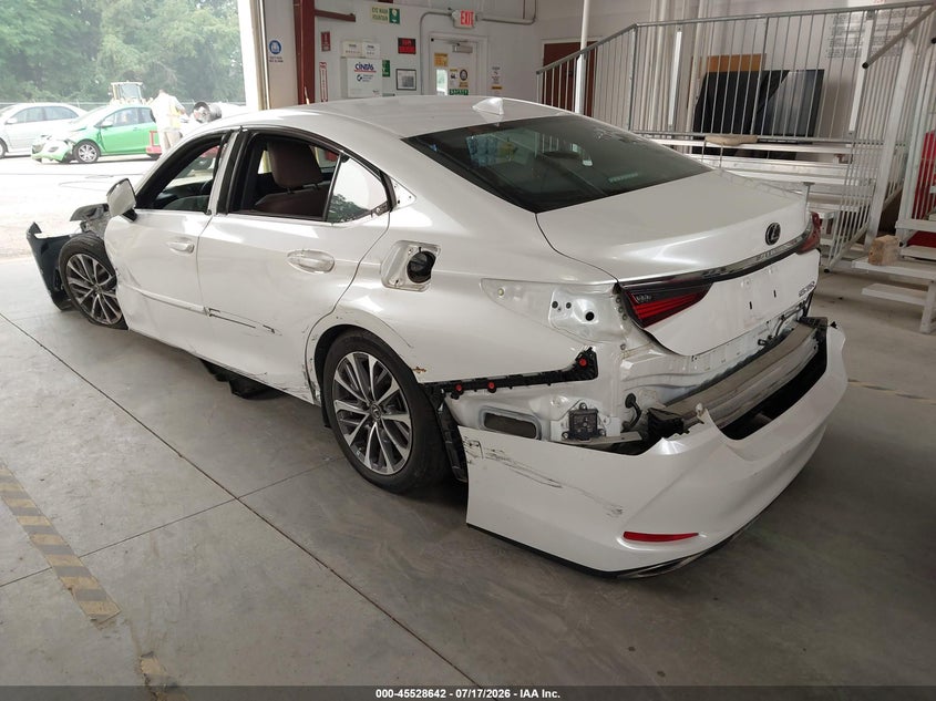 Vin: 58acz1b10nu119086, lot: 46026886, lexus es 350 20223