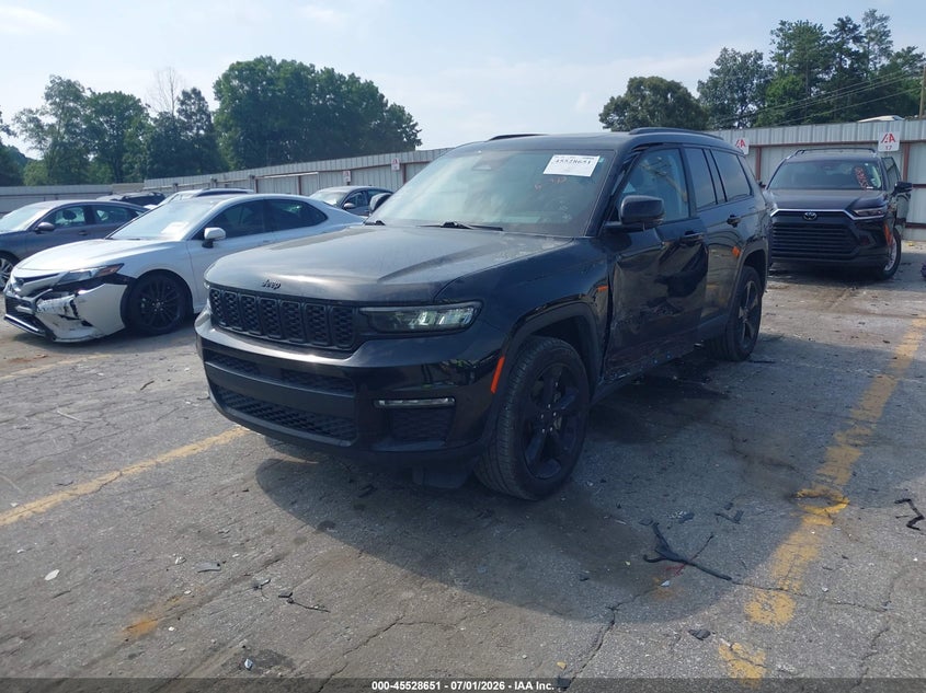 2022 JEEP GRAND CHEROKEE L auction photo 2