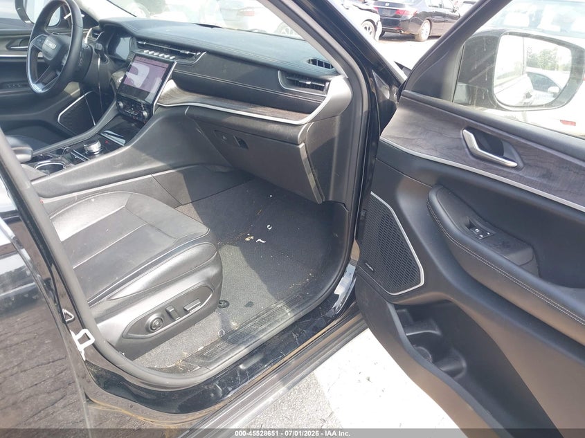 2022 JEEP GRAND CHEROKEE L auction photo 5