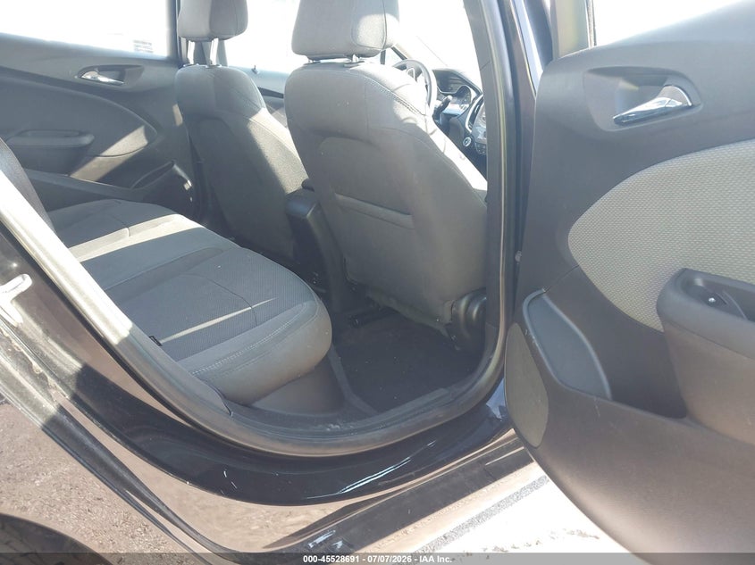 2018 CHEVROLET CRUZE auction photo 8