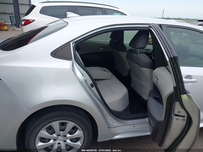 2020 TOYOTA COROLLA auction photo 8