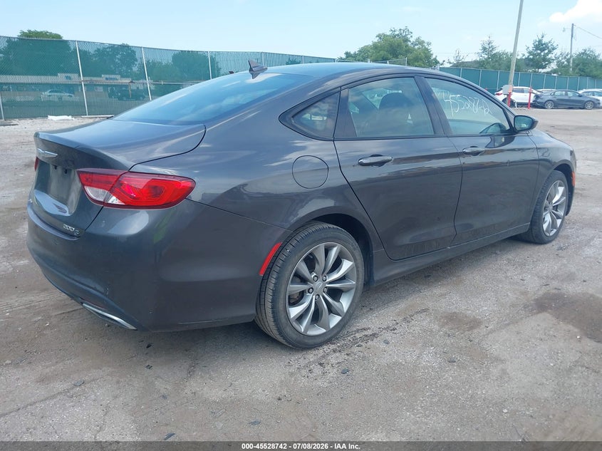 2016 CHRYSLER 200 auction photo 4