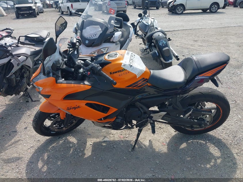 2025 Kawasaki Ex650 P VIN: ML5EXEP12SDAF7317 Lot: 45528752