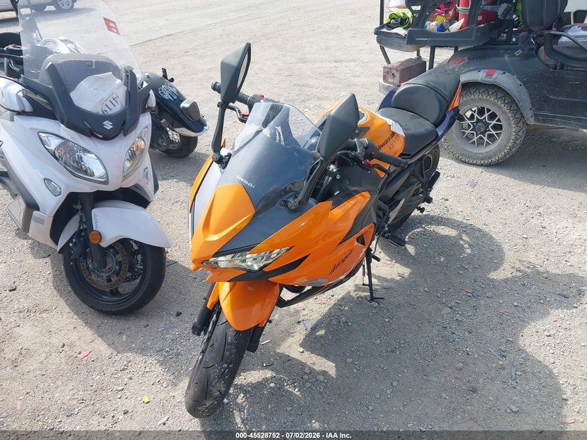 2025 KAWASAKI EX650 auction photo 2