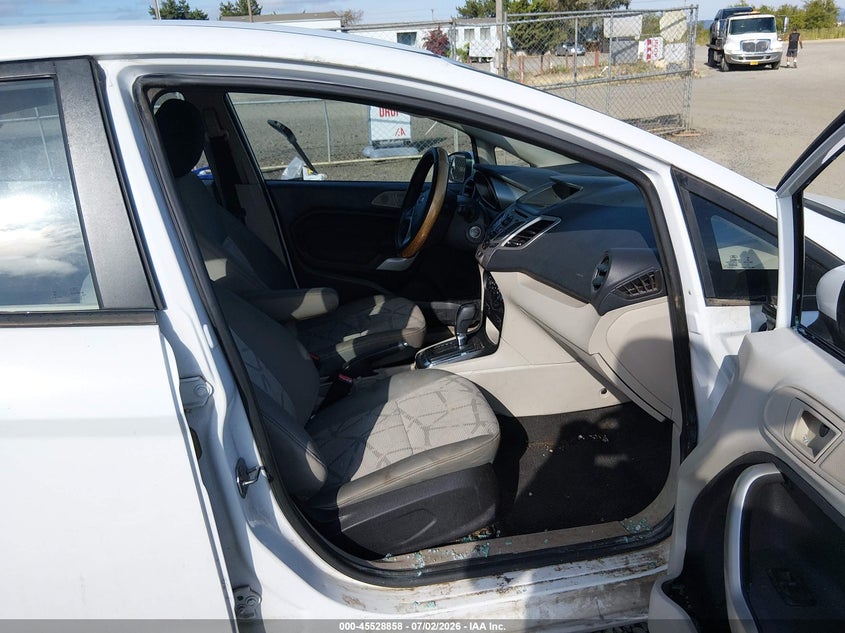 2013 FORD FIESTA — zdjęcie 5