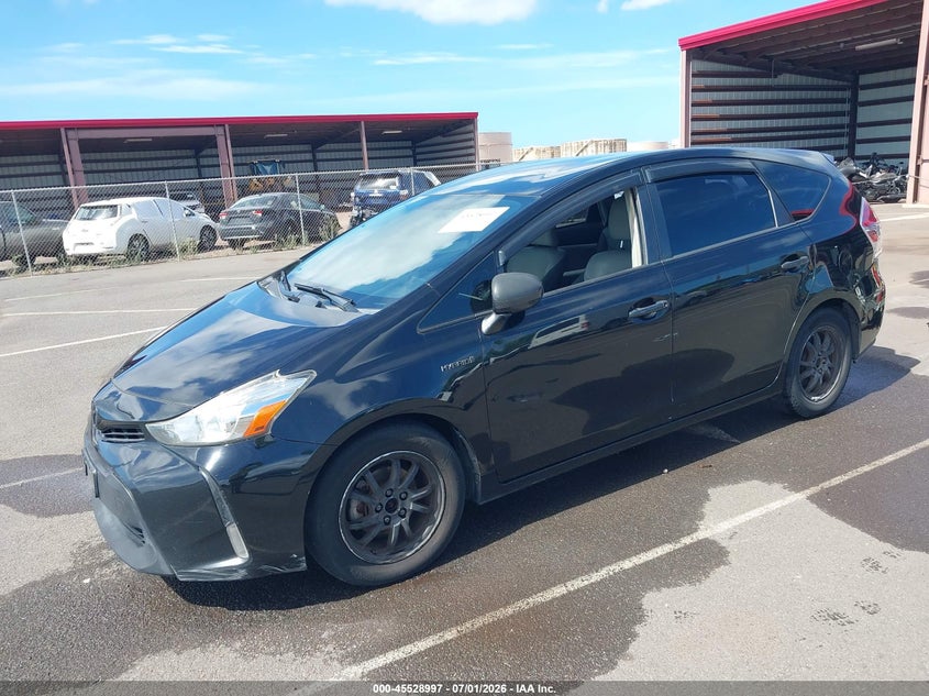 JTDZN3EU7HJ066671 2017 TOYOTA PRIUS V FOUR photo 1