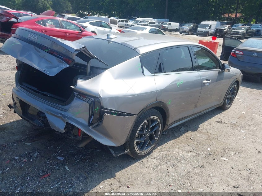 2025 KIA K4 auction photo 4