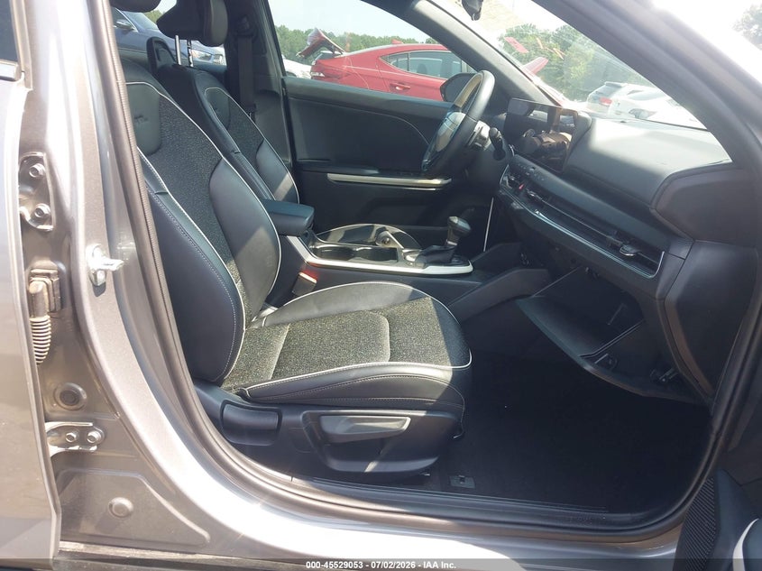 2025 KIA K4 auction photo 5