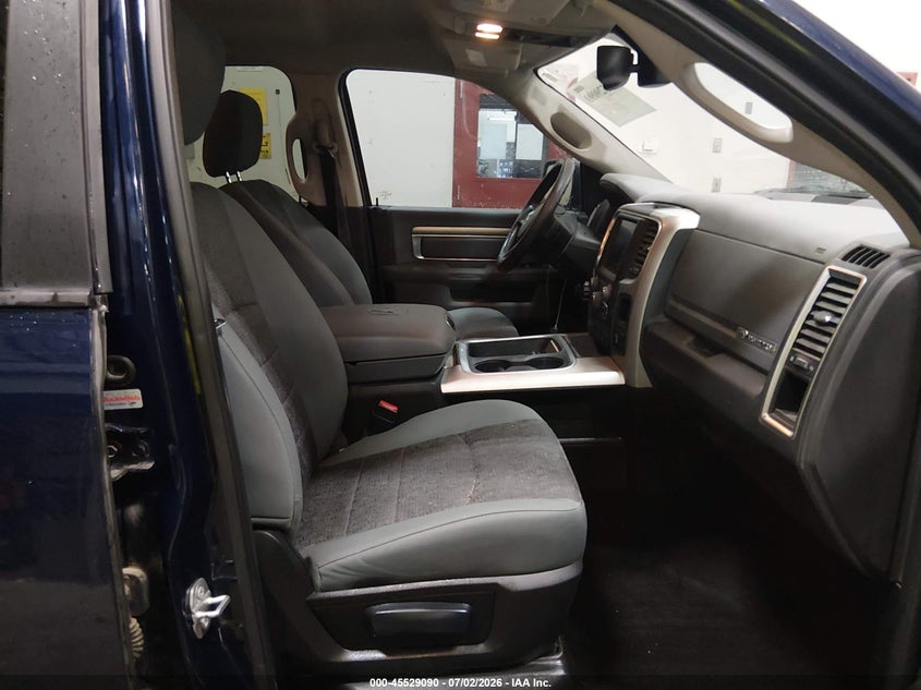 2017 RAM 1500 auction photo 5