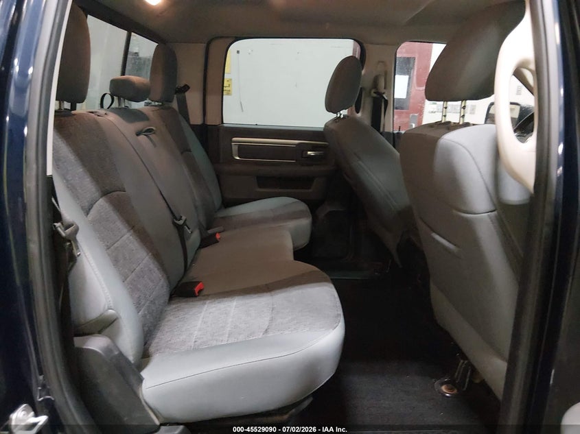 2017 RAM 1500 auction photo 8