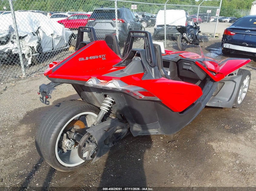 2021 POLARIS SLINGSHOT auction photo 4