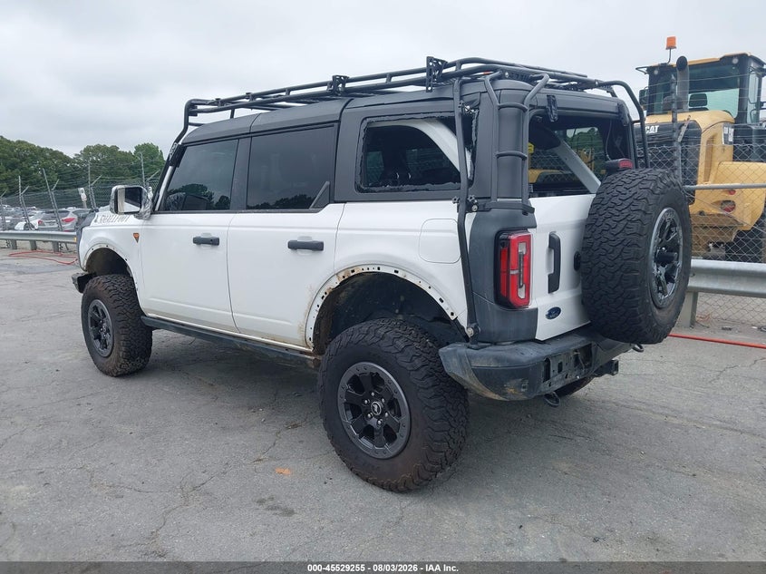 2022 FORD BRONCO auction photo 3