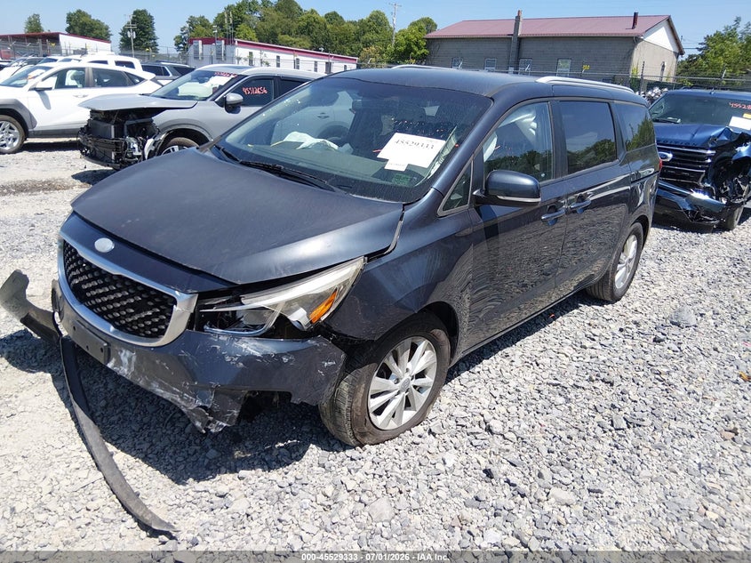 2015 KIA SEDONA auction photo 2