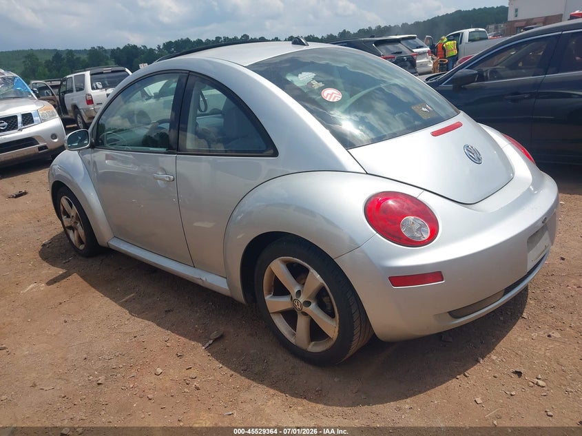 2007 VOLKSWAGEN NEW BEETLE COUPE auction photo 3