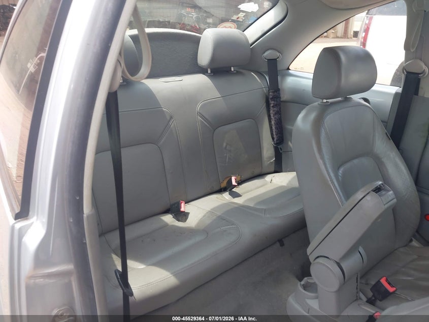 2007 VOLKSWAGEN NEW BEETLE COUPE auction photo 8