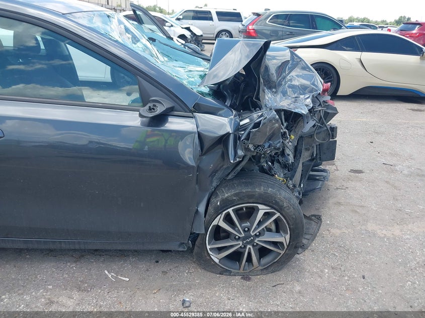 2022 KIA FORTE auction photo 6