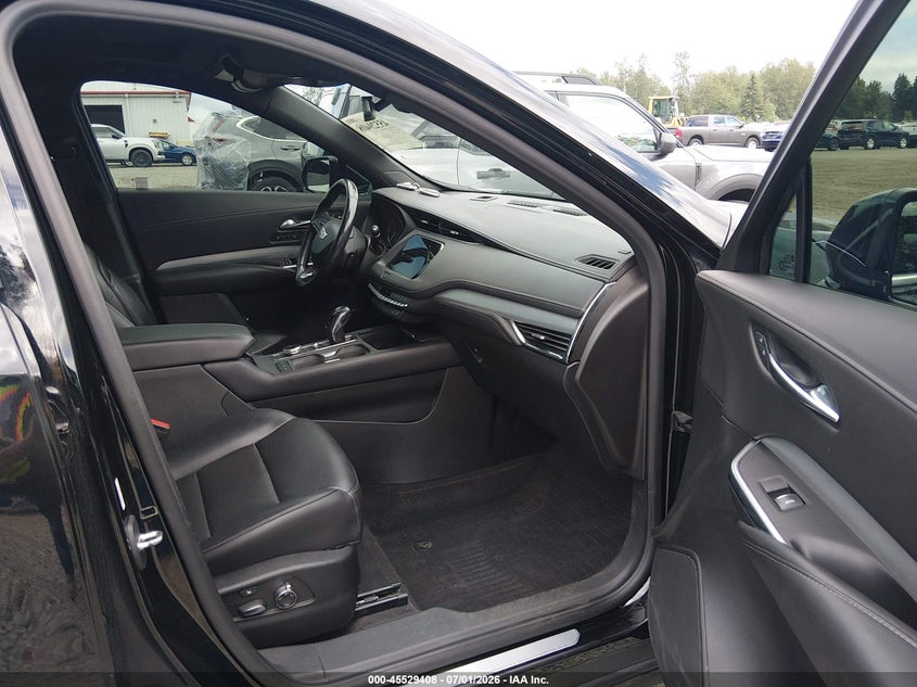 2019 Cadillac Xt4 Premium Luxury VIN: 1GYFZDR47KF171965 Lot: 45529408
