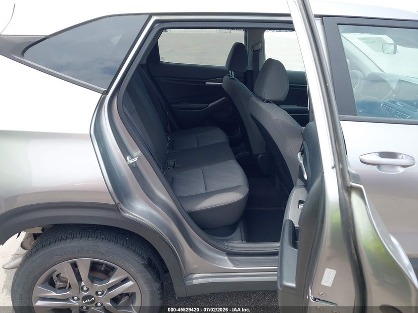 2023 Kia Seltos Lx VIN: KNDEPCAA4P7405600 Lot: 45529420