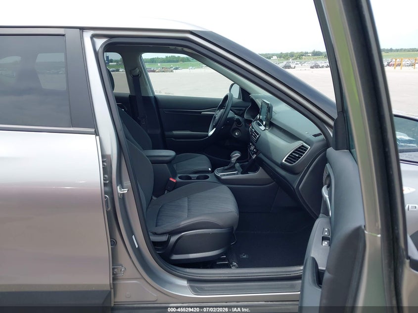 2023 KIA SELTOS auction photo 5