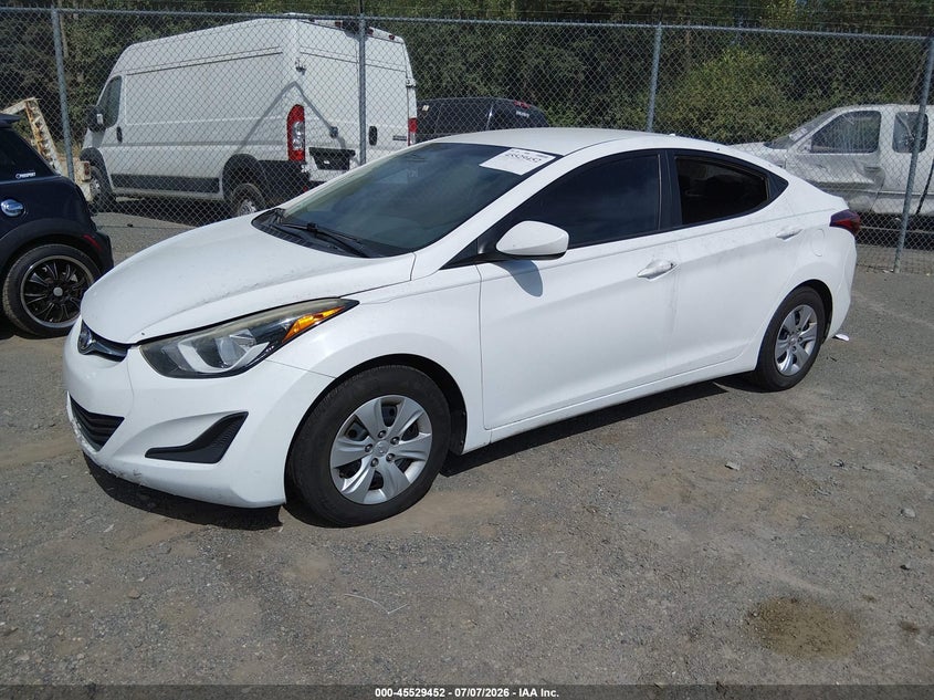2016 Hyundai Elantra Se 5NPDH4AE9GH765863 photo 1