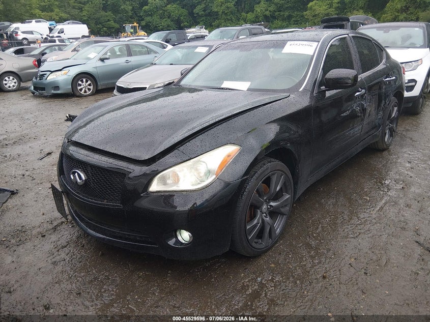 2011 INFINITI M37X auction photo 2