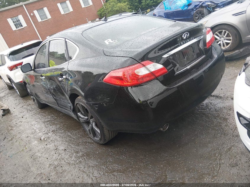 2011 INFINITI M37X auction photo 3