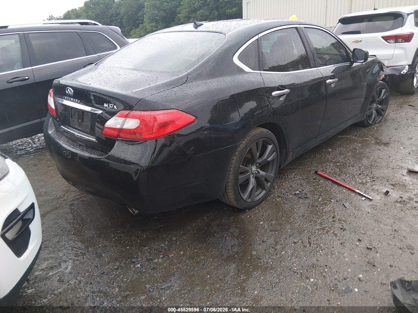 2011 INFINITI M37X auction photo 4