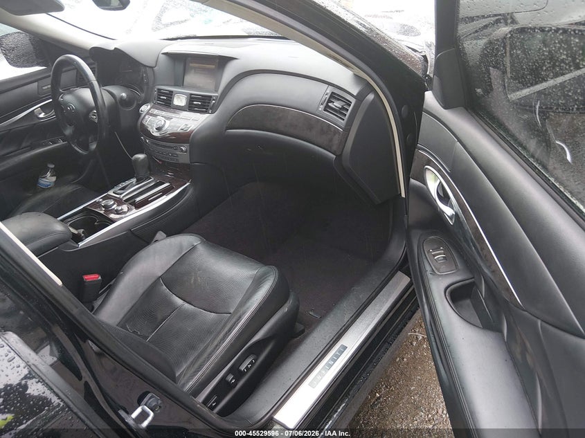 2011 INFINITI M37X auction photo 5
