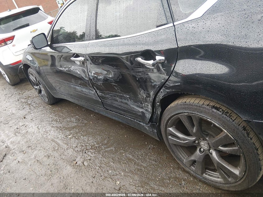 2011 INFINITI M37X auction photo 6
