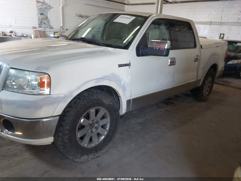 2006 LINCOLN MARK LT auction photo 2