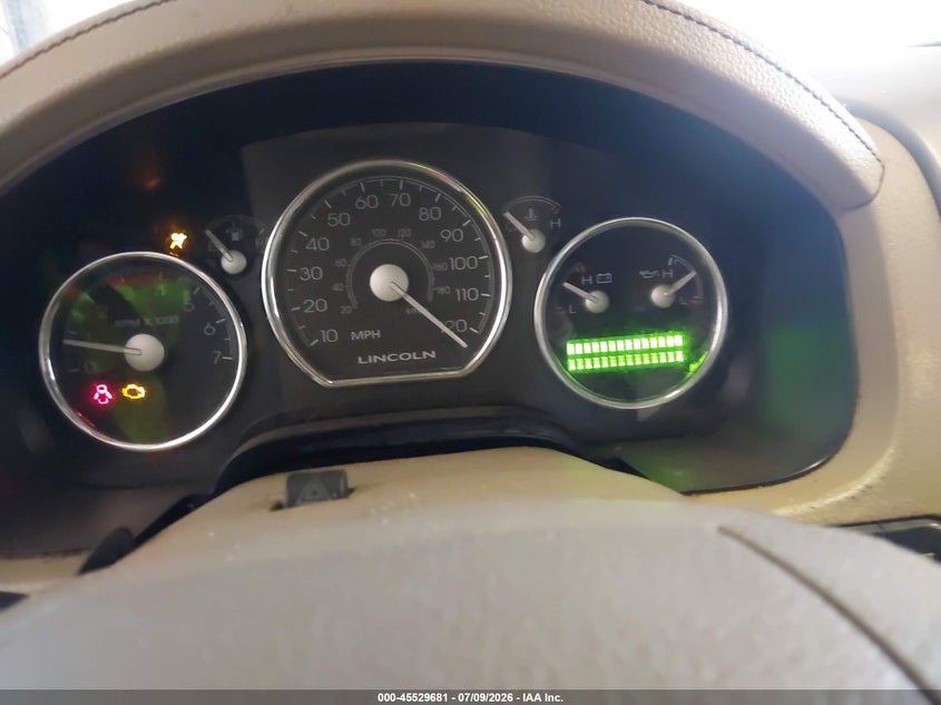 2006 LINCOLN MARK LT auction photo 7