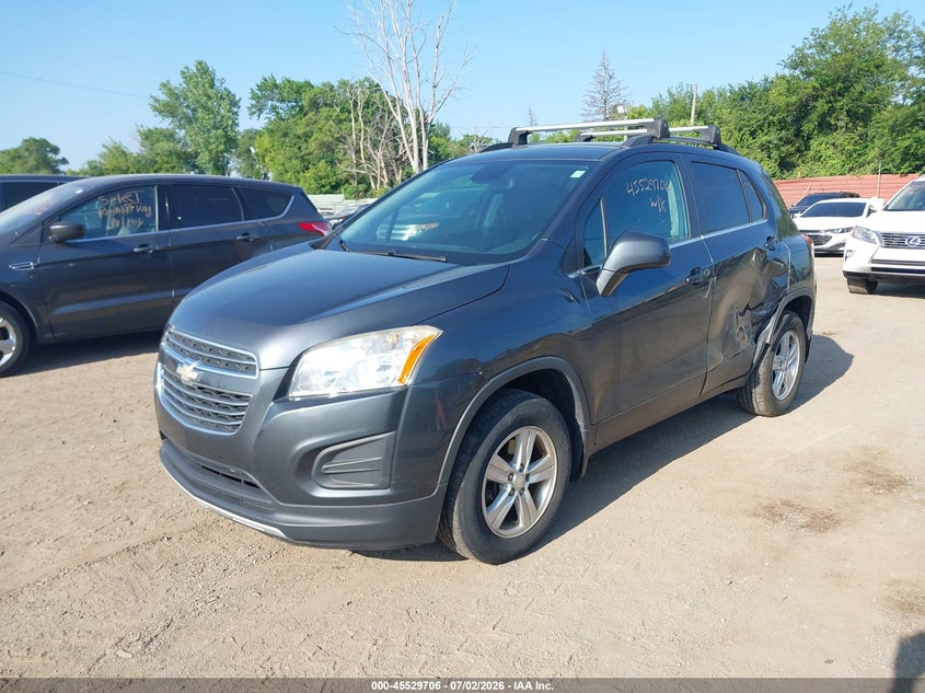 2016 CHEVROLET TRAX auction photo 2