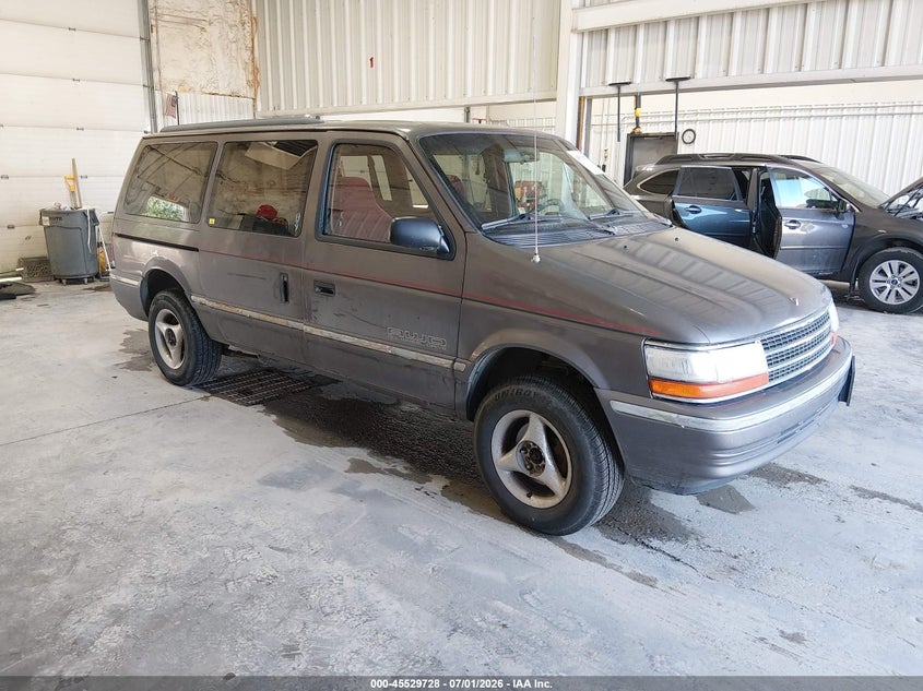 1993 Plymouth Grand Voyager
