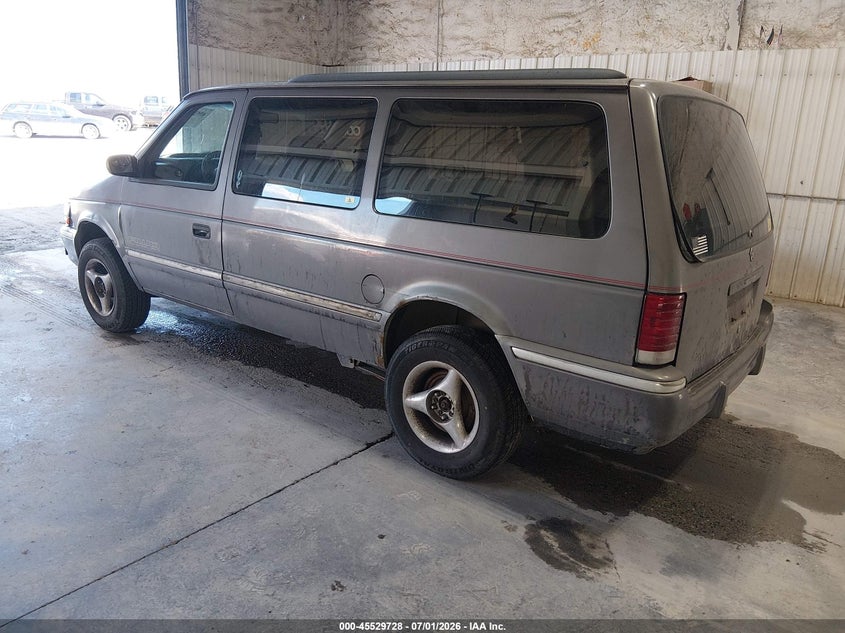 1993 PLYMOUTH GRAND VOYAGER auction photo 3