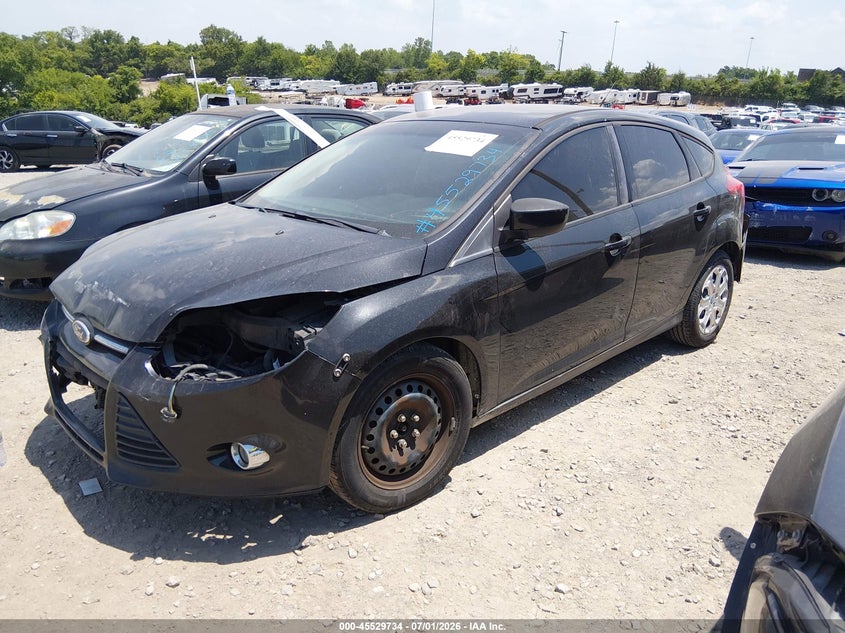 Vin: 1fahp3k26cl338185, lot: 46027978, ford focus se 20122