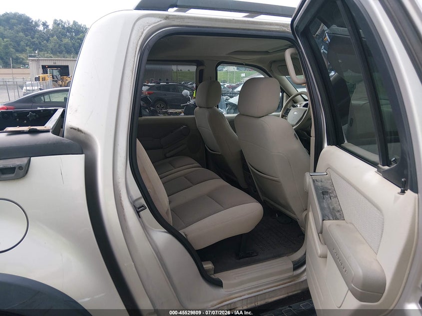 2007 FORD EXPLORER SPORT TRAC auction photo 8