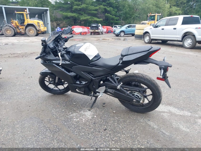 2025 YAMAHA YFZ320 auction photo 3