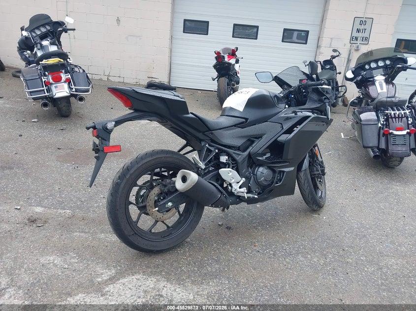 2025 YAMAHA YFZ320 auction photo 4