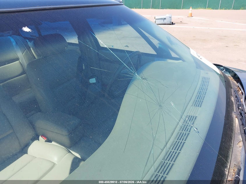 1998 OLDSMOBILE REGENCY auction photo 6