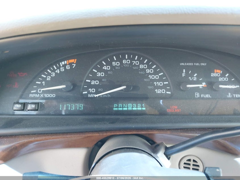 1998 OLDSMOBILE REGENCY auction photo 7