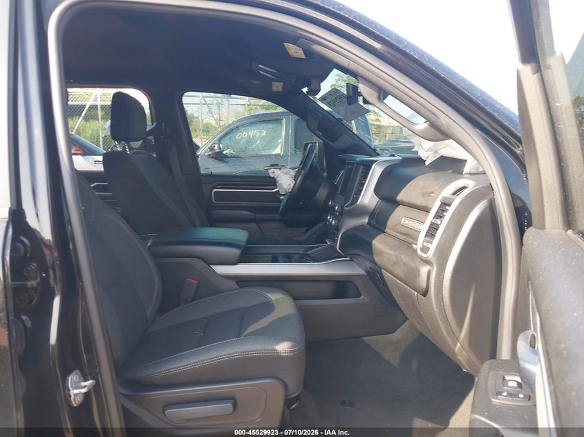 2021 RAM 1500 auction photo 5