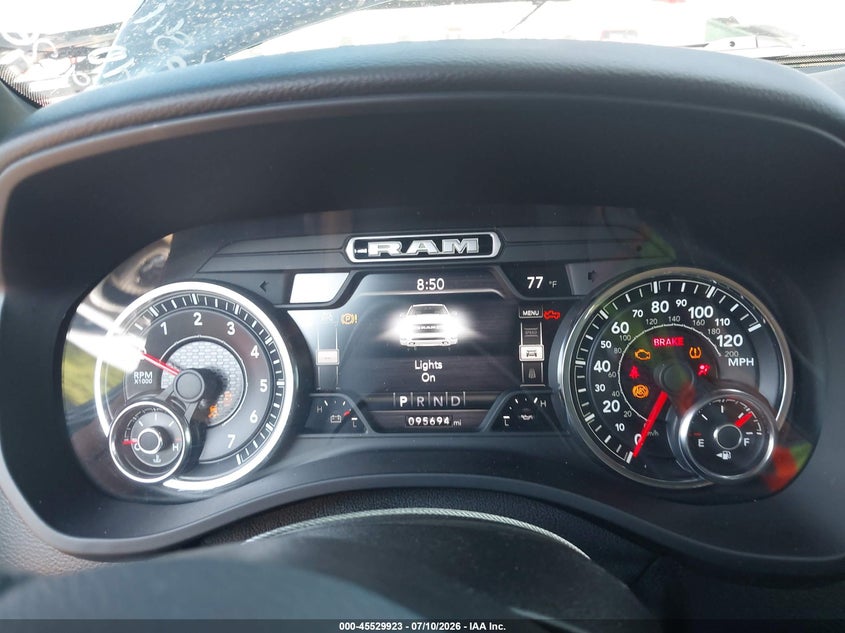 2021 RAM 1500 auction photo 7