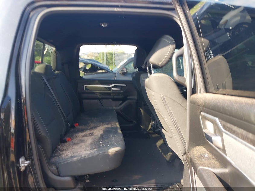 2021 RAM 1500 auction photo 8