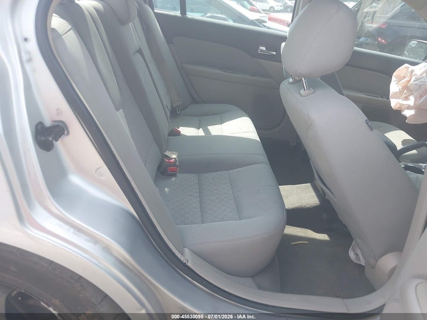 2011 FORD FUSION auction photo 8