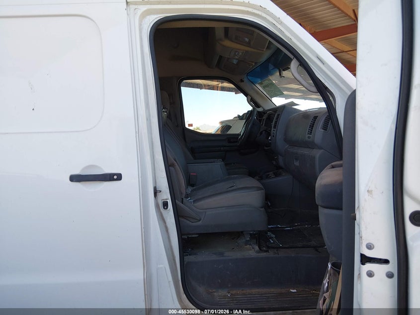 2013 NISSAN NV CARGO NV2500 HD auction photo 5