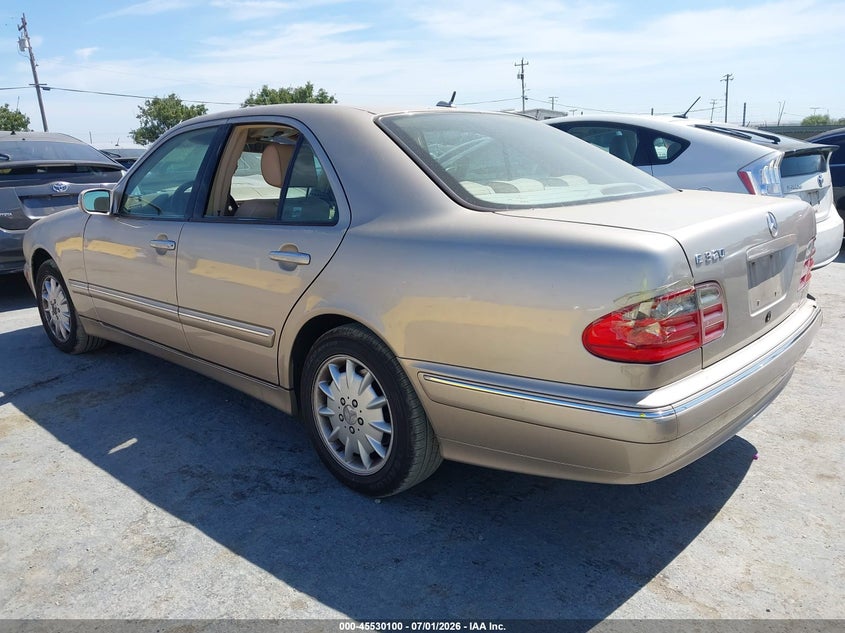 2001 MERCEDES-BENZ E 320 auction photo 3