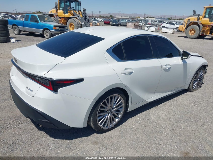 2022 LEXUS IS 300 auction photo 4