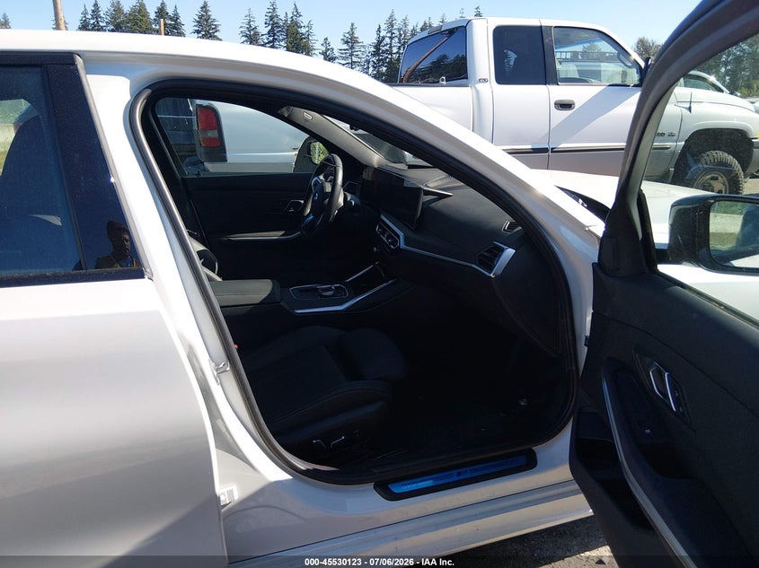 BMW 330I 2024 VIN 3MW89FF00R8E06542